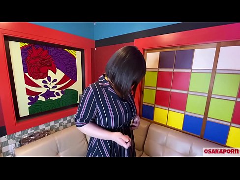 ❤️ Japanse cutie met grote tieten masturbeert met sexspeeltjes en heeft een orgasme. Ze vertelt in een interview over haar neukervaring. Enorme tieten en harig kutje die luid kreunen. Osakaporn ️ Sex video at nl.samoanalitika.ru ☑